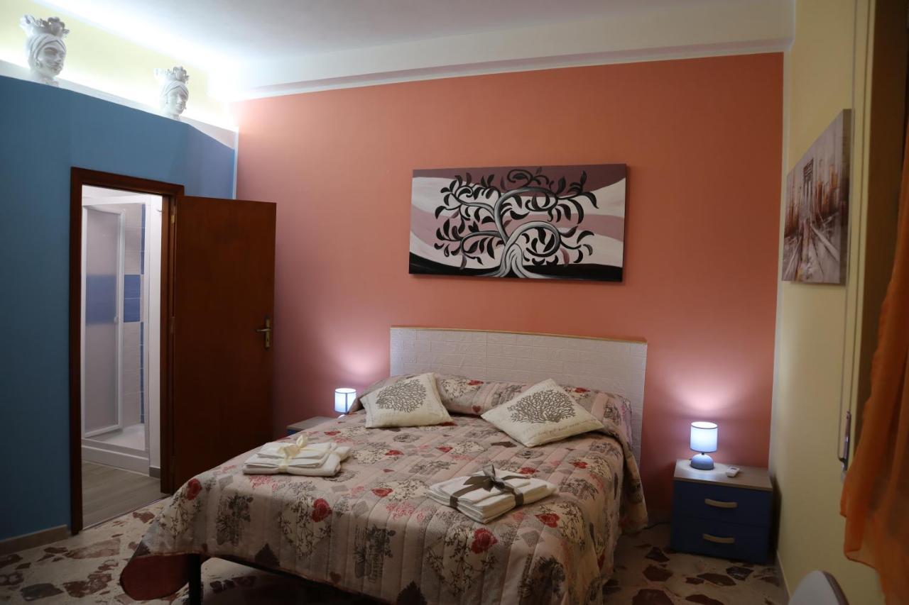 Villa Casa Borgo Borrello à San Mauro Castelverde Extérieur photo